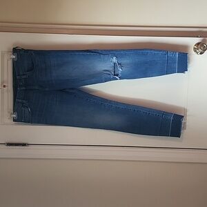 Lucky Brand low rise skinny blue jeans size 8